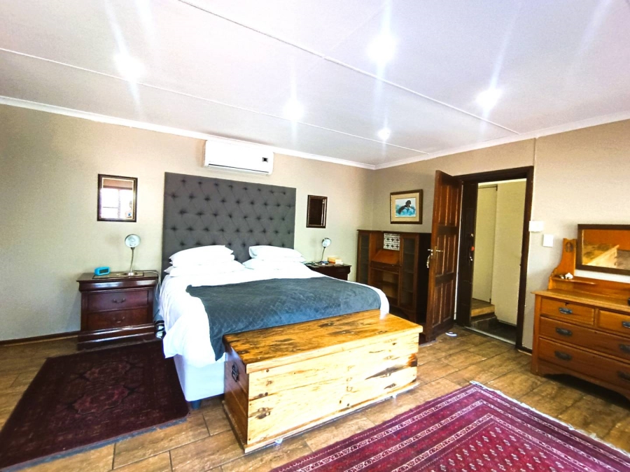 4 Bedroom Property for Sale in Pentagon Park Free State